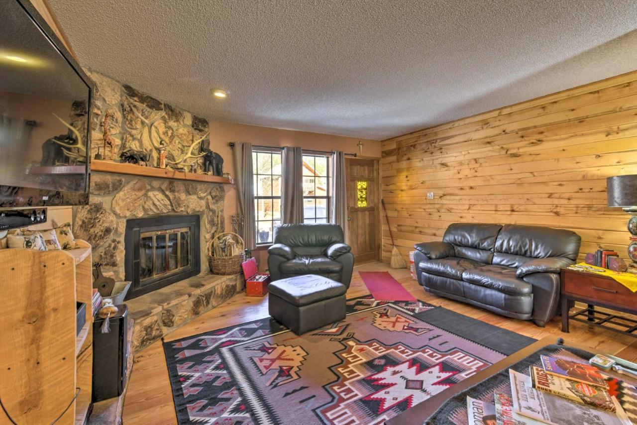 Downtown Red River Retreat With Mtn Views And Yard Esterno foto