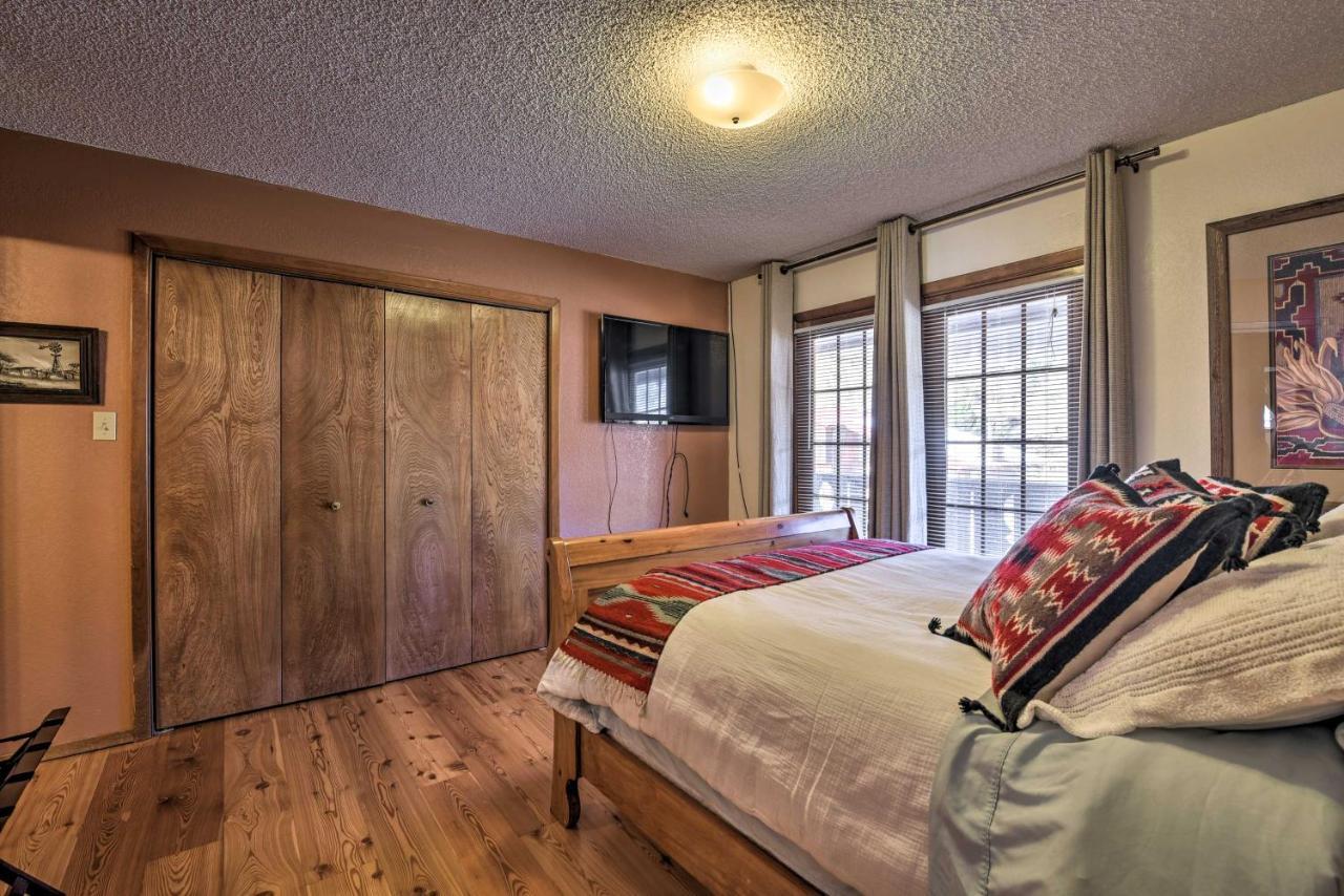 Downtown Red River Retreat With Mtn Views And Yard Esterno foto