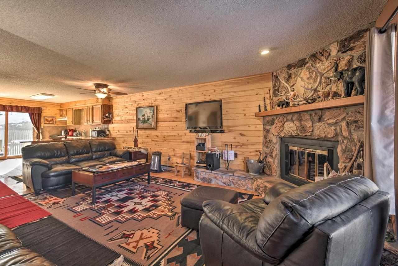 Downtown Red River Retreat With Mtn Views And Yard Esterno foto